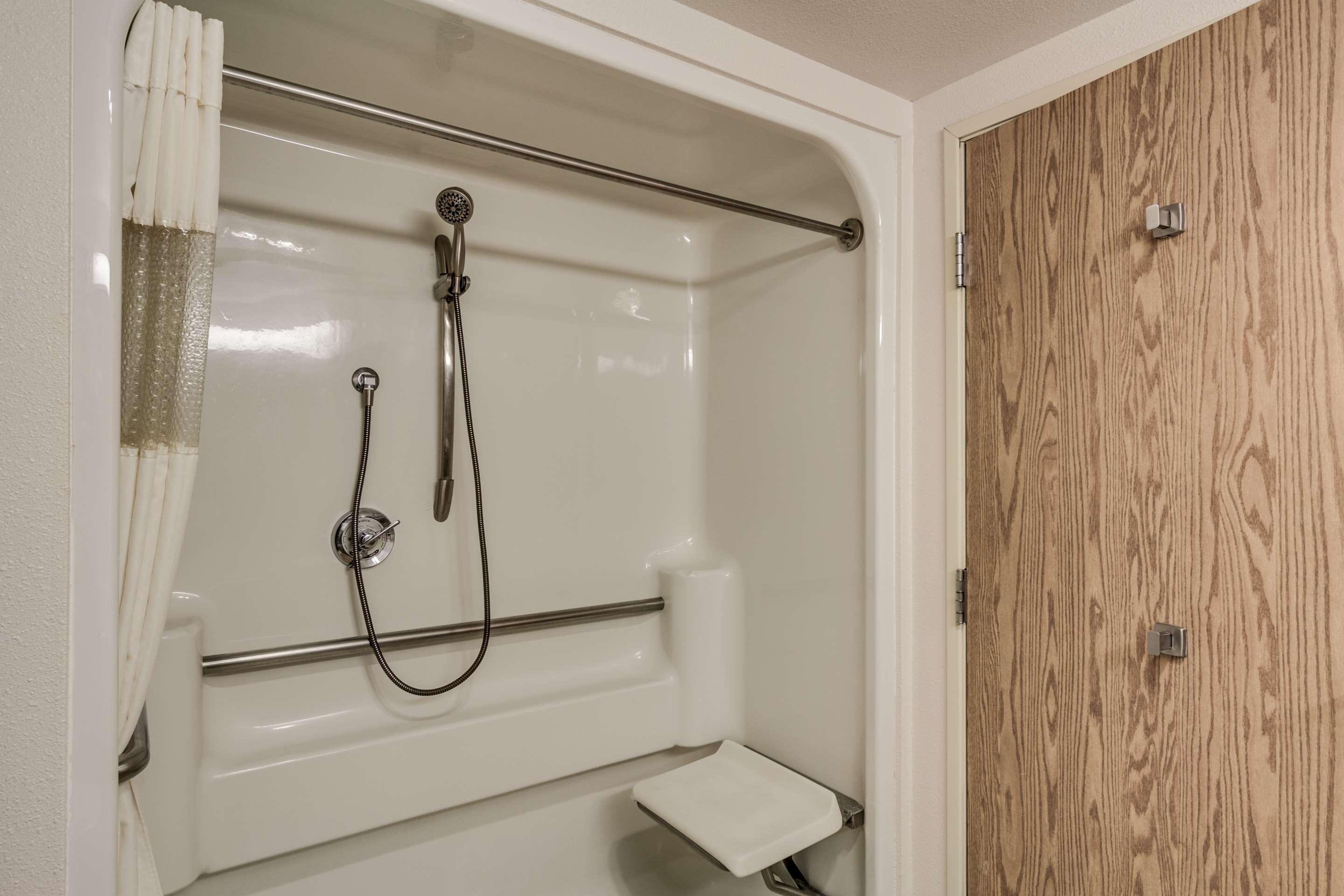 Spark By Hilton Bensalem Philadelphia Extérieur photo
